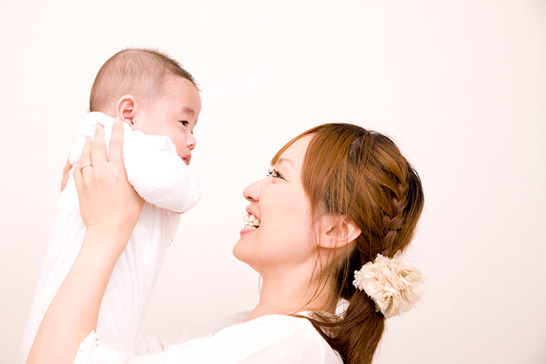 0歳～3歳のお子さんが陥りがちの歯のトラブルとその処置